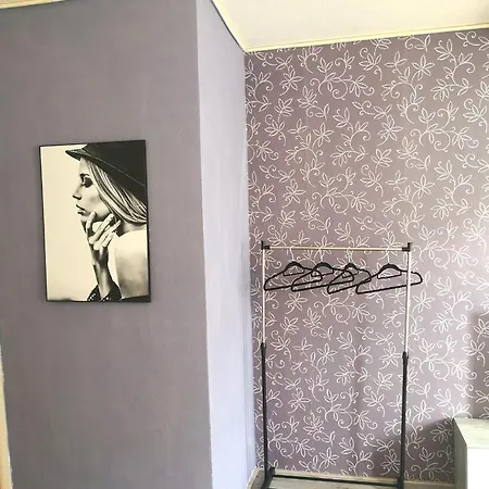 Zimmervermietung Schoene Gasse 6 * Freiberg