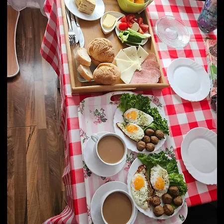 Pansiyon Zimmervermietung Schoene Gasse 6 *